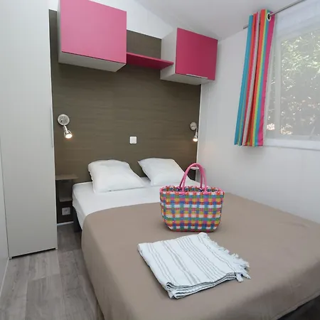 Campsite Les Playes *